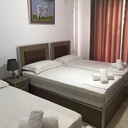 Franci 1 Apartamento *