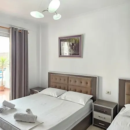 Franci 1 Apartamento