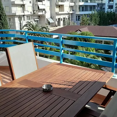 Franci 1 Apartment *